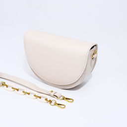 Сумка женская мессенджер на клапане, 20×5×13.5 см, белая