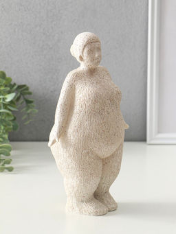 Сувенир полистоун "Милая пышечка" белый песок 9х15,5х25,5 см