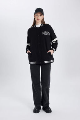 Мягкий пушистый кардиган-бомбер с вышитым воротником колледжа внутри - Defacto фото 6