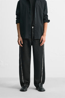 RELAXED FIT JEANS WITH FRAYED SEAMS - Zara фото 2