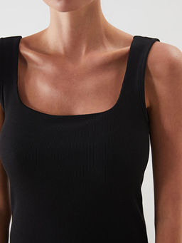 Kare Yaka Bodycon Elbise