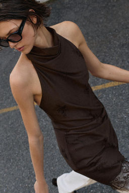 VESTIDO LENCERO HALTER / Marr?n - Zara фото 6