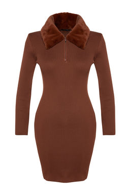 TRENDYOLMILLA Siyah Mini Triko Suni Kurk Detayl? Elbise TWOAW24EL00022 фото 15