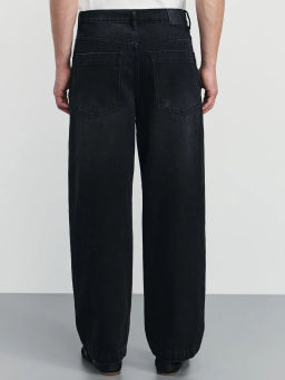 Джинсы baggy fit / Zarina