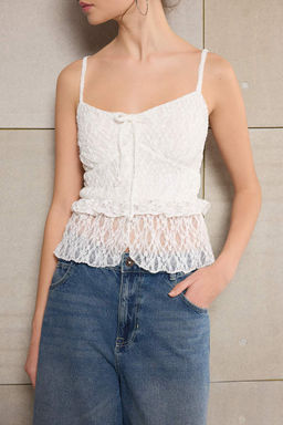 Teen Ekru Fitted/Vucuda Oturan V Yaka Kolsuz Volanl?/F?rf?rl? Dantel Orme Bluz TWOSS26BZ00032