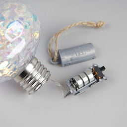 Ёлочный шар Ретро, 9 см, 5 LED, от батареек, свечение тёплое белое - Luazon lighting фото 3