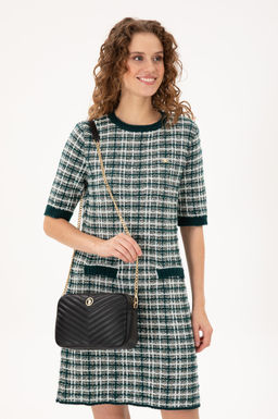 Женская черная сумка через плечо с ремешком-цепочкой Неожиданная скидка в корзине