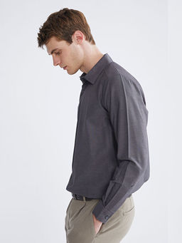 ?nden D??me Kapamal? D?z Uzun Kollu Erkek G?mlek