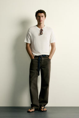 CAMISETA REGULAR FIT C??AMO - VISCOSA / Blanco roto