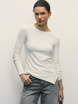 Лонгслив из вискозы асимметричного кроя / Zarina