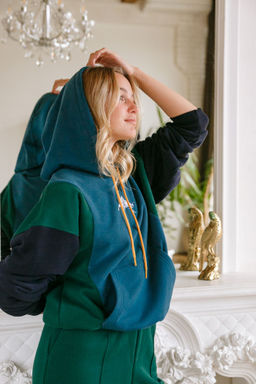 Толстовка женская Freedom