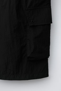 BERMUDA NYLON CARGO / Negro - Zara фото 4