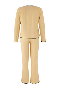 Bej Dugmeli ve Biyeli Dokulu Burumcuk Orme Pijama Tak?m? THMAW26PT00097