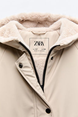 WATER-REPELLENT RUBBERISED JACKET - Zara фото 3