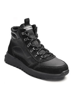 Ботинки Ионесси