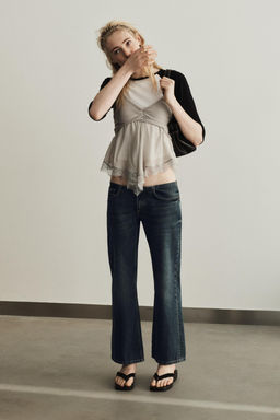 TOP GEORGETTE ENCAJE / Gris