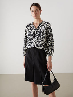 Ka??k Yaka Desenli Kad?n Bluz