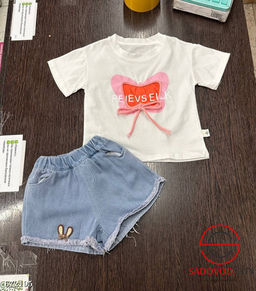 Летний костюм двойка для девочки с джинсовыми шортами