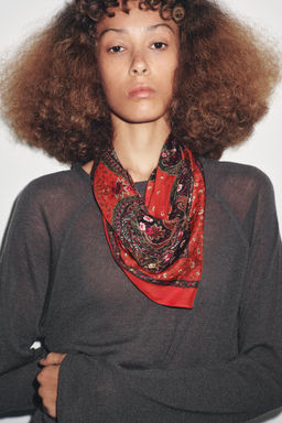 PRINTED SCARF WITH SILK