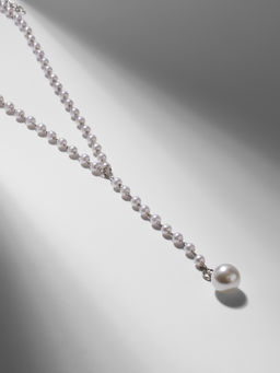 Колье с жемчугом Олимпия, белое в серебре, 32 см