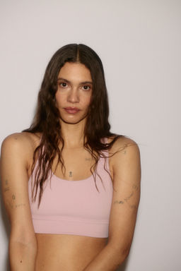 Sujetador de deporte con SoftMove Medium Support - H&m фото 13