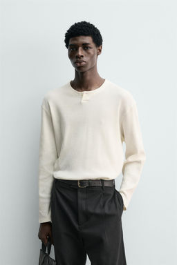 WAFFLE-KNIT HENLEY T-SHIRT