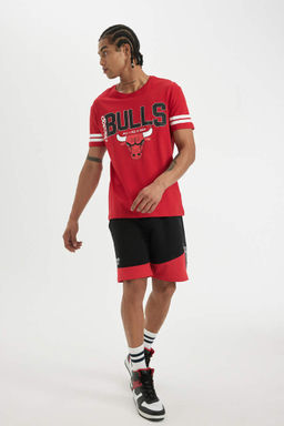 DeFactoFit Футболка стандартного кроя с круглым вырезом и короткими рукавами NBA Chicago Bulls  фото 2