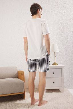 TRENDYOL MAN Mavi Ekru Cizgili Regular Fit Couple/Cift Orme Sortlu %100 Pamuklu Pijama Tak?m? TMNSS24PT00017 - Trendyolmilla фото 25