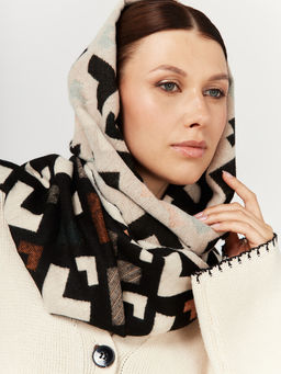 в составе ШЕРСТЬ и КАШЕМИР Большой, мягкий, теплый двусторонний палантин