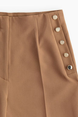 Bermudas con botones decorativos - H&m фото 7