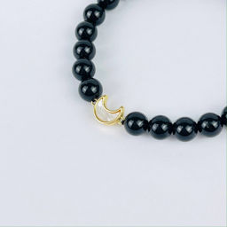 Браслет из черного Турмалина (Шерл) с перламутровой вставкой 17 см