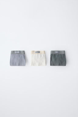 AGES 6-14/ THREE-PACK OF BOXERS WITH LABEL