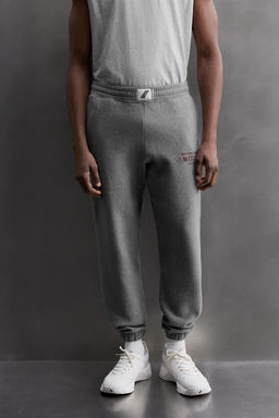 PRINTED TEXT JOGGING TROUSERS - Zara фото 11