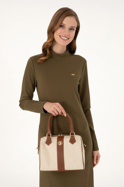 Женская сумка на плечо из плотной ткани кремового цвета Неожиданная скидка в корзине