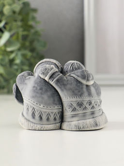 Сувенир "Два рыбака с большой рыбиной" 5,8 см