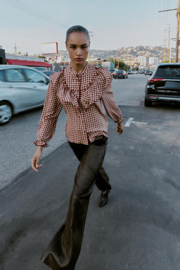 BLUSA VOLANTES CUADROS / Burgundy