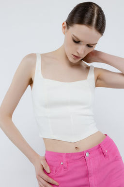 Приталенная блузка-топ корсетного кроя