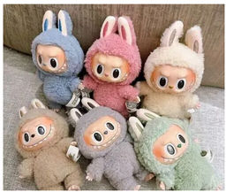 LABUBU Лабубу брелок 1-й сезон - Family фото 5