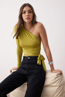 Yag Yesili Leopar Bask?l? Slim Baglama Detayl? Tek Kol Crop Esnek Orme Bluz TWOAW23BZ00094