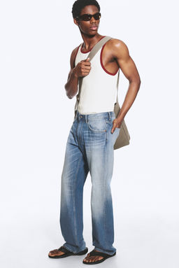Vaqueros de tiro medio y pernera bootcut holgada Mercury - H&m фото 11