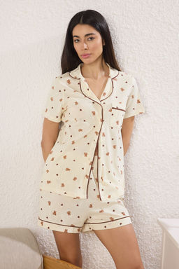 Trendyolmilla Ekru %100 Pamuklu Ay?c?kl? ve Kalpli Biye Detayl? Sortlu Orme Pijama Tak?m? THMSS25PT00414 фото 2