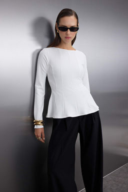 Ekru Kay?k Yaka Peplum/Belden Oturmal? Regular Boy Orme Bluz TWOAW26BZ00166