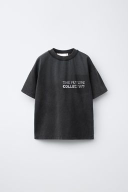 CAMISETA EFECTO LAVADO TEXTO / Gris / Azul