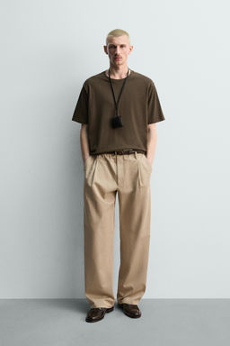 CAMISETA REGULAR FIT MEZCLA ALGOD?N / Marr?n