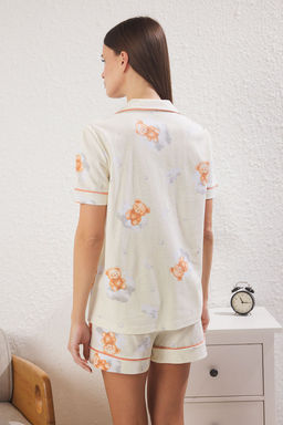 Trendyolmilla Ekru %100 Pamuklu Ay?c?k ve Galaksi Desenli Biyeli Sortlu Orme Pijama Tak?m? THMSS25PT00369 фото 4