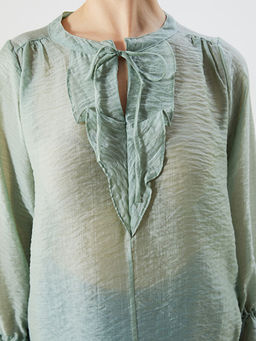 Ba?lamal? Yaka Kad?n Bluz