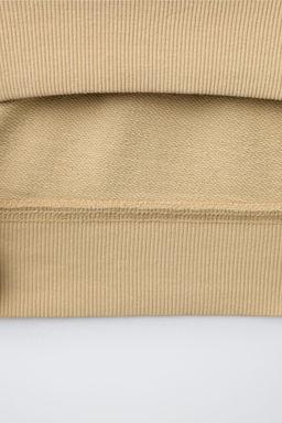 SUDADERA GARMENT DYE ETIQUETA / Beige