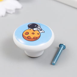 Фурнитура для шкатулки, ручка Космонавт на метеорите, керамика, металл, 3.8?3.8 см