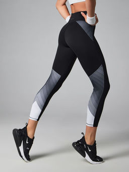 9f099af097e043e0b87abddfc86ed3d03vujt35tl5m1hhubox