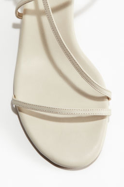 Sandalias de piel con tac?n kitten - H&m фото 3